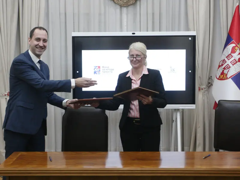 Potpisan ugovor o donaciji između Fonda za mlade talente i kompanije Novo Nordisk za stipendiranje najboljih studenata medicine