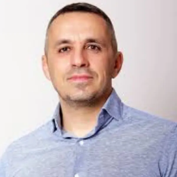 Dejan Miholčić