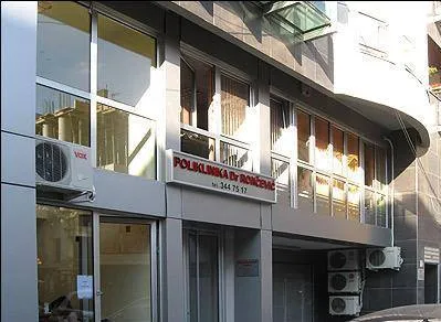 Poliklinika dr Rončević zgrada