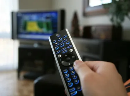 Vreme provedeno ispred TV-a utiče na odnose sa prijateljima
